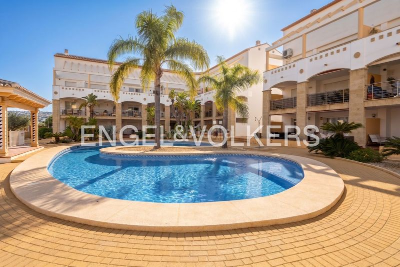 Foto fa9b8033-313a-4656-bdcb-0091df275ce5. Pis amb calefacció aparcament piscina a Montañar-El Arenal Xàbia