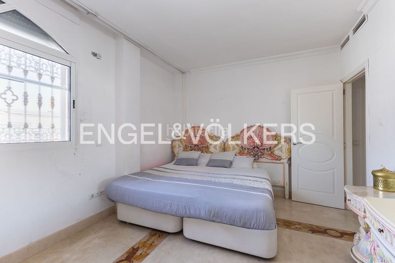 Foto 63703ca4-d2d3-40c4-9eb7-d5c7efa493fb. Casa amb calefacció a Natzaret Valencia