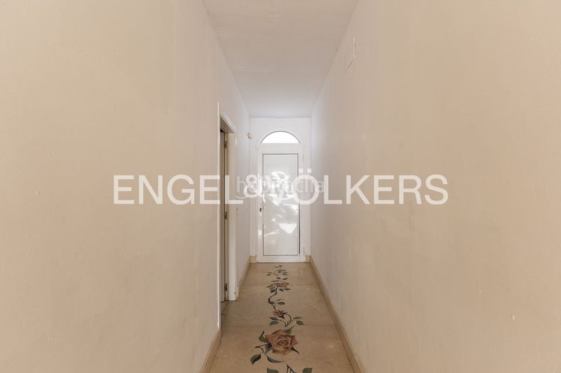 Foto 71f725b9-d7b7-4700-9b66-eb31690e7f3c. Casa amb calefacció a Natzaret Valencia