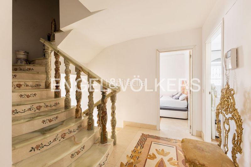 Foto e704a34f-c818-4271-861c-092669a3ff0a. Casa amb calefacció a Natzaret Valencia