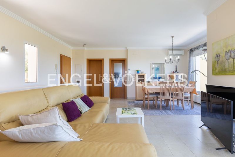 Foto 78a7fafa-ba45-4c09-991c-57b4e9183c83. Casa amb calefacció aparcament a La Pedrera-Vessanes Dénia
