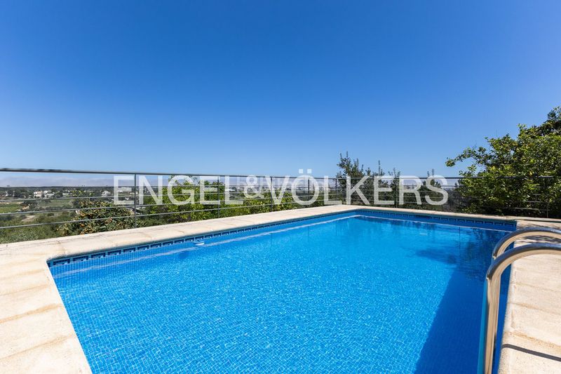Foto d78759ff-bc55-4daa-97a4-2d5c04f990af. Casa amb calefacció aparcament a La Pedrera-Vessanes Dénia
