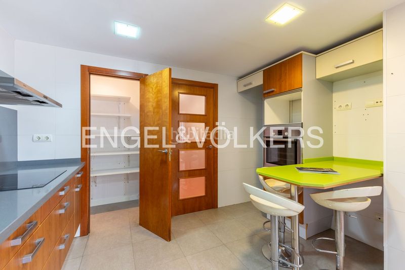 Foto 5907a9a9-0194-43a5-bd46-ced084c5395d. Dúplex amb calefacció aparcament piscina a Sant Pau Valencia