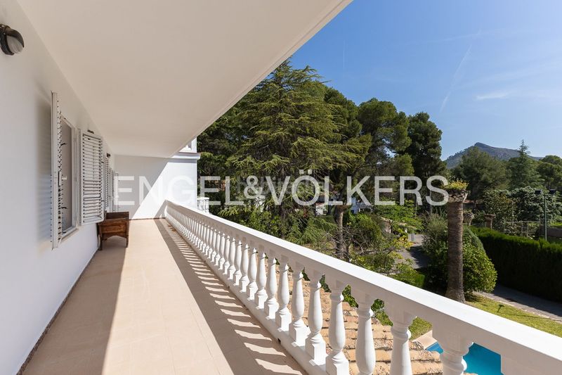 Foto 17e73aa6-9f7c-4ae1-910b-029c6c28292c. Casa amb calefacció aparcament piscina a Monteamor-La Carrasca-El Peucal Náquera