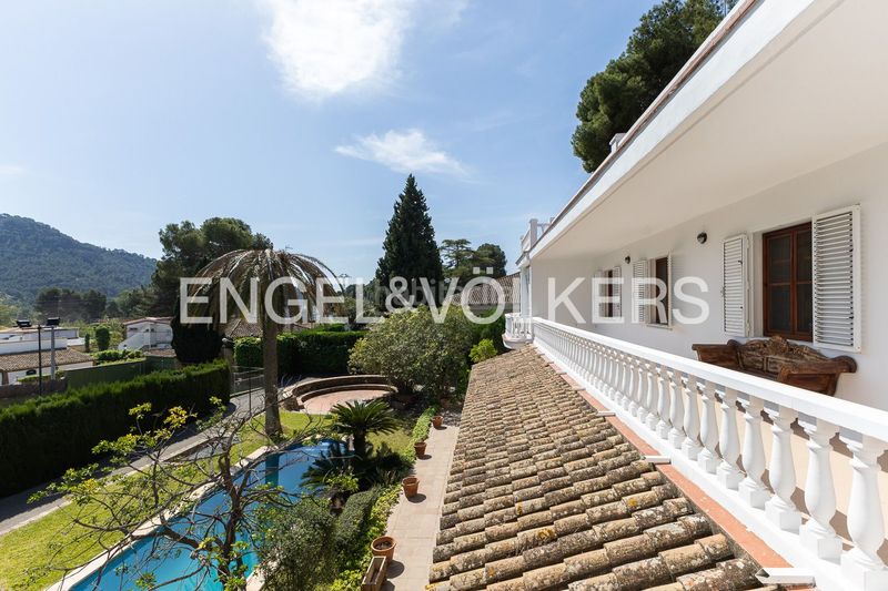 Foto 1d895704-e475-434f-8702-9d87b61f80b3. Casa amb calefacció aparcament piscina a Monteamor-La Carrasca-El Peucal Náquera
