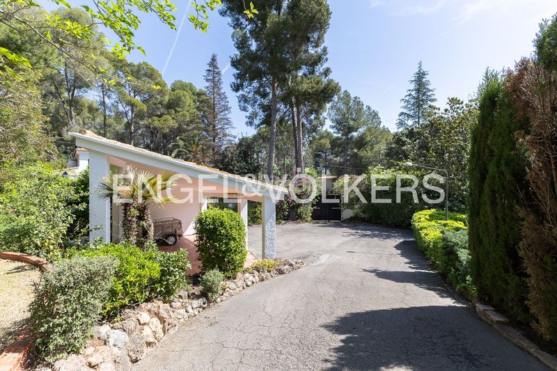 Foto 8f49d618-f860-4ec0-9ba5-e9abf9de6f5a. Casa amb calefacció aparcament piscina a Monteamor-La Carrasca-El Peucal Náquera