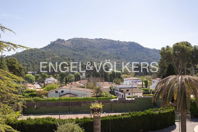 Foto 9e83b752-cbd2-47b3-a938-7e5d26d98bd6. Casa amb calefacció aparcament piscina a Monteamor-La Carrasca-El Peucal Náquera
