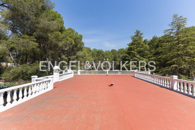 Foto a23d73fe-bbc5-4b61-8d9a-64ca5026bf54. Casa amb calefacció aparcament piscina a Monteamor-La Carrasca-El Peucal Náquera