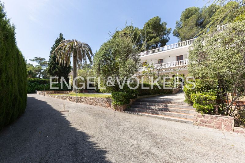 Foto c7f11820-93b1-4e8b-bc46-54538b114ed2. Casa amb calefacció aparcament piscina a Monteamor-La Carrasca-El Peucal Náquera