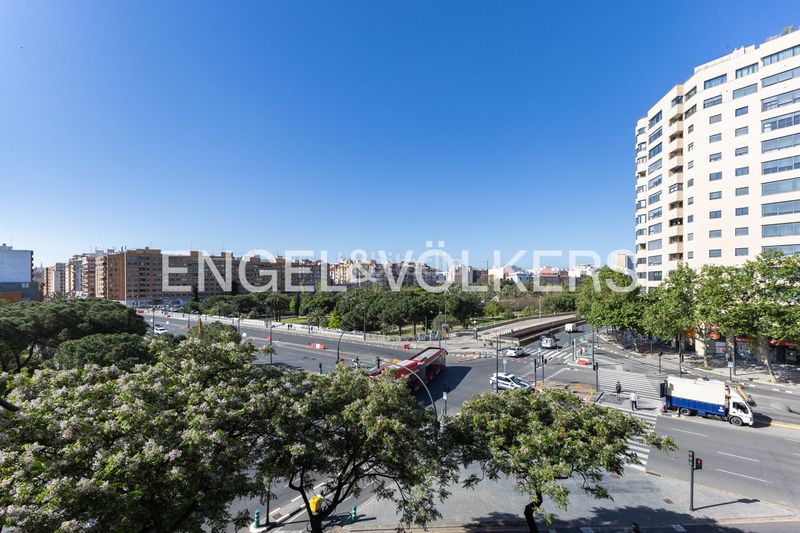 Piso en exclusiva en avenida tirso de molina. campanar en Valencia - Imagen 20