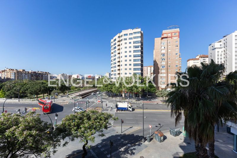 Piso en exclusiva en avenida tirso de molina. campanar en Valencia - Imagen 21
