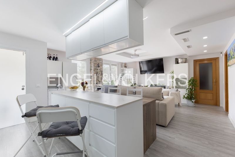 Piso mucha luz y buena ubicación! piso en residencial de Nou Benicalap en Valencia - Imagen 5