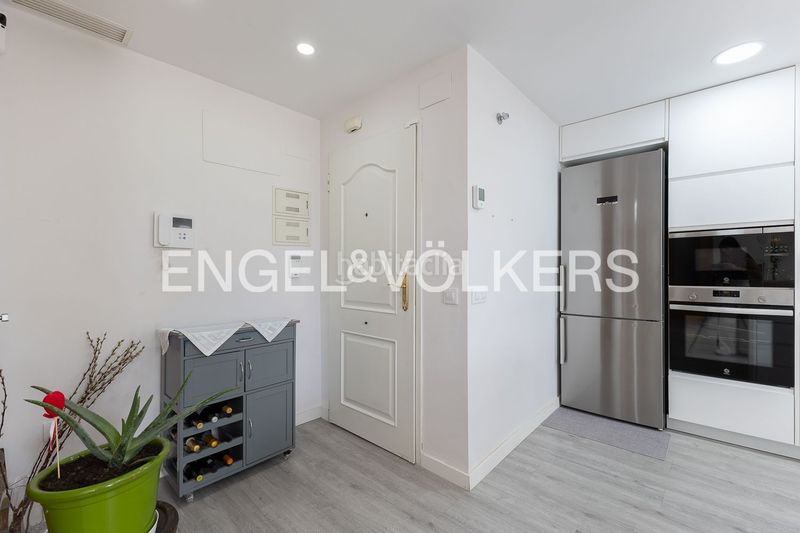 Piso mucha luz y buena ubicación! piso en residencial de Nou Benicalap en Valencia - Imagen 14