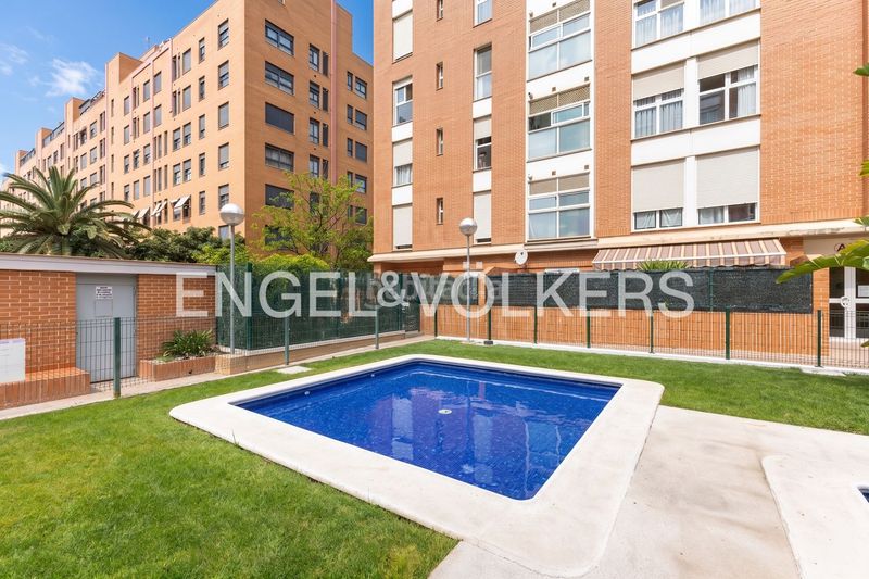 Piso mucha luz y buena ubicación! piso en residencial de Nou Benicalap en Valencia - Imagen 35