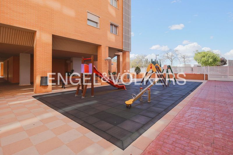 Foto 38d5dd27-e0d9-41cc-8d64-1af12fb2dc6e. Pis amb calefacció aparcament piscina a Sant Pau Valencia