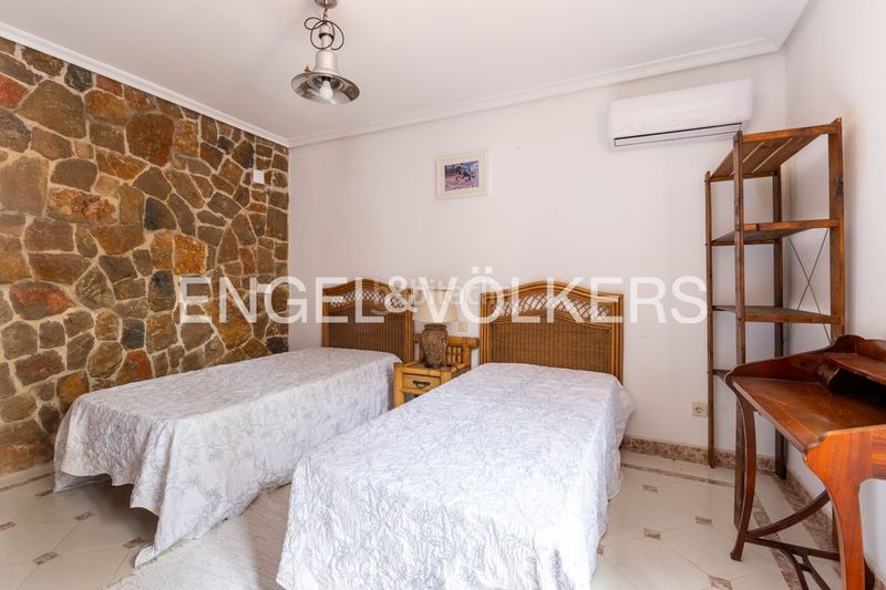 Foto 7f64ed85-a01a-449a-a9a5-87bbf72e6152. Casa amb calefacció aparcament a La Xara-La Sella Dénia