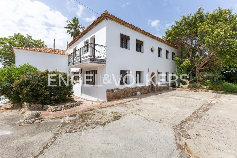 Foto 8a09b208-05ee-4f02-9093-a7d3e94e0400. Casa amb calefacció aparcament a La Xara-La Sella Dénia