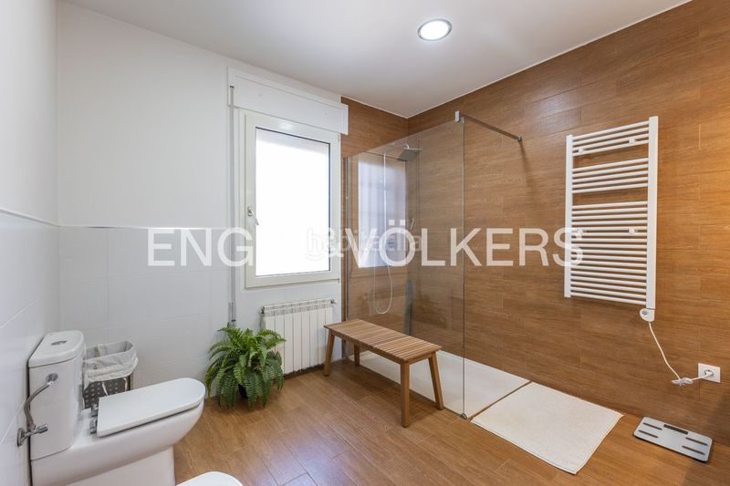 Foto 444c331d-ce0a-499b-8d38-0b70479db70d. Casa amb calefacció aparcament piscina a Las Rotas / Les Rotes Dénia