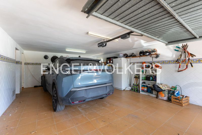 Foto 9f99c0ef-3275-4190-8e36-ac3eb36e30be. Casa amb calefacció aparcament piscina a Las Rotas / Les Rotes Dénia