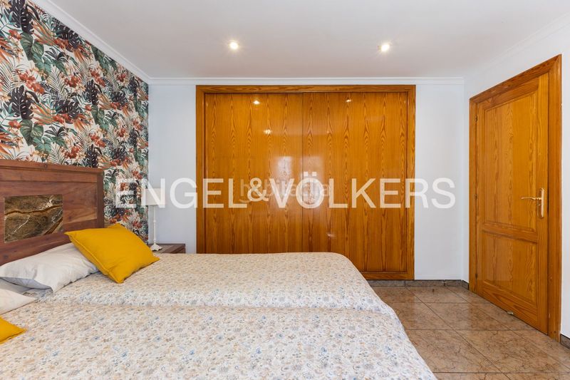 Foto bfe30e78-b309-4651-9c51-4c79e3f179bf. Casa amb calefacció aparcament piscina a Las Rotas / Les Rotes Dénia