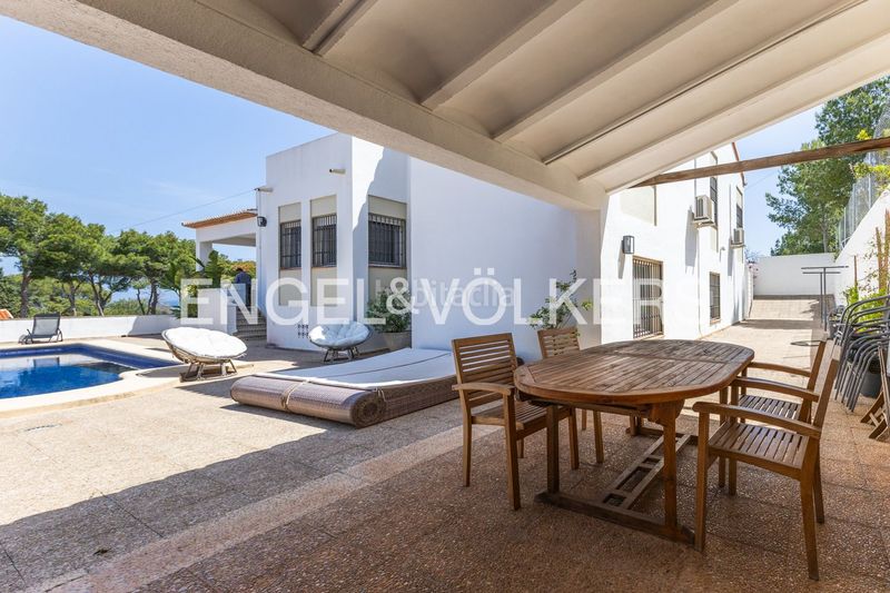 Foto e02a6a48-6dc1-4f4b-ad91-2938b43c157a. Casa amb calefacció aparcament piscina a Las Rotas / Les Rotes Dénia