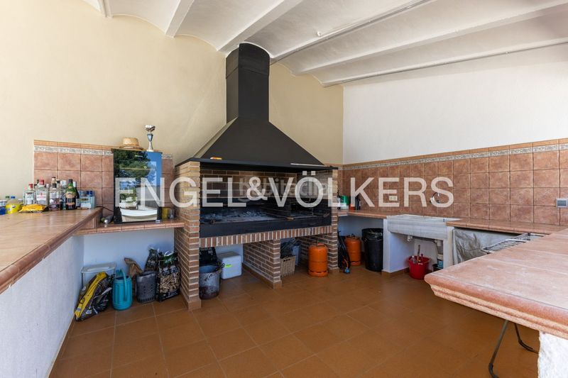 Foto e98b778d-a021-4a52-a578-bedcbe806a78. Casa amb calefacció aparcament piscina a Las Rotas / Les Rotes Dénia