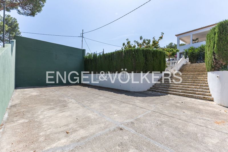 Foto ee81babc-cd87-4205-a21b-bca702c12754. Casa amb calefacció aparcament piscina a Las Rotas / Les Rotes Dénia