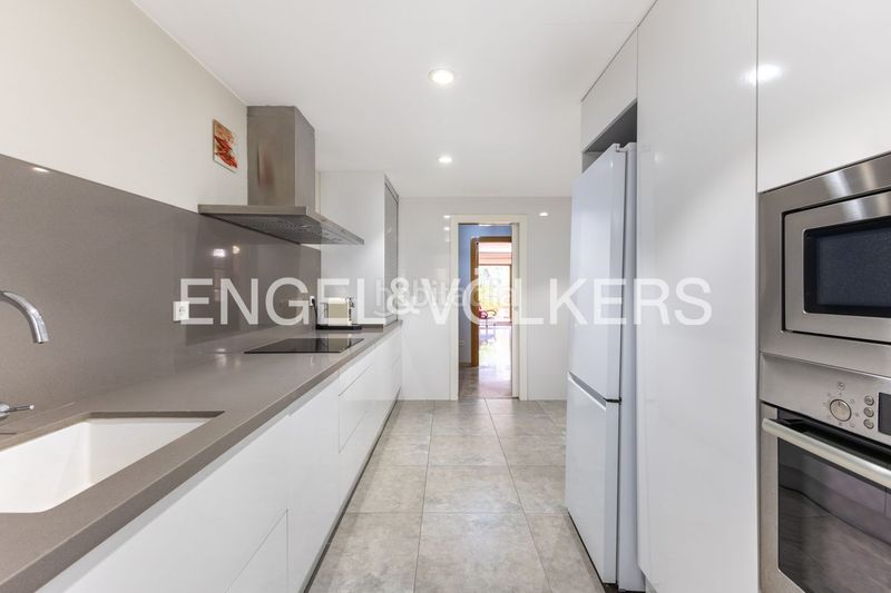 Piso luminosa vivienda con dos terrazas y plaza de garaje en Valencia - Imagen 15