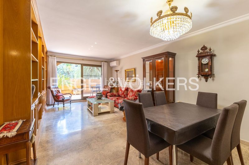 Piso luminosa vivienda con dos terrazas y plaza de garaje en Valencia - Imagen 8