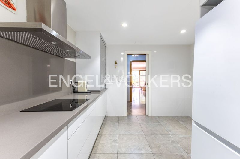 Piso luminosa vivienda con dos terrazas y plaza de garaje en Valencia - Imagen 16