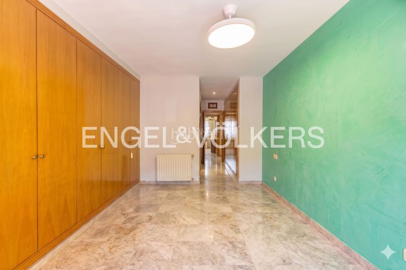 Piso luminosa vivienda con dos terrazas y plaza de garaje en Valencia - Imagen 29