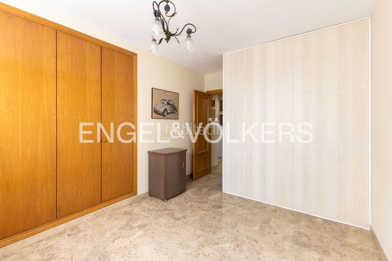 Piso luminosa vivienda con dos terrazas y plaza de garaje en Valencia - Imagen 35