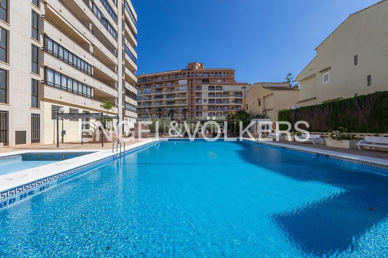 Foto 5282e679-0628-43e8-97f5-92d0e724311c. Casa amb calefacció aparcament piscina a Playa de Gandía Gandia