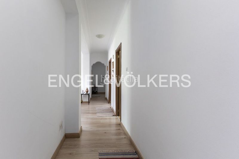 Piso luminosa vivienda de 4 dormitorios en primado reig en Valencia - Imagen 20