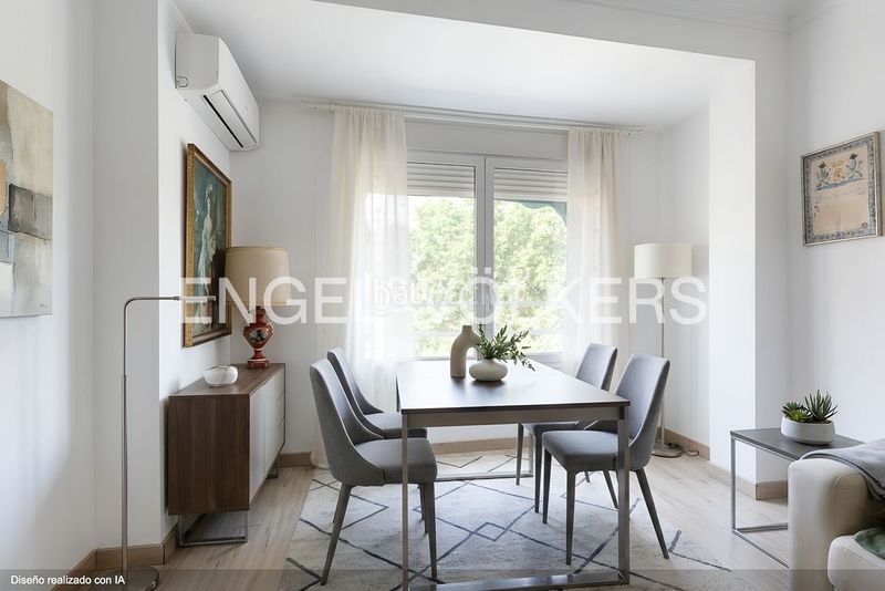 Piso luminosa vivienda de 4 dormitorios en primado reig en Valencia - Imagen 3