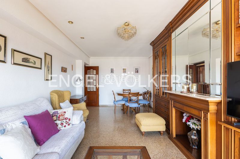 Piso apartamento ideal ubicado en una séptima planta, en pleno corazón del emblemático barrio marinero del cabañal. en Valencia - Imagen 9
