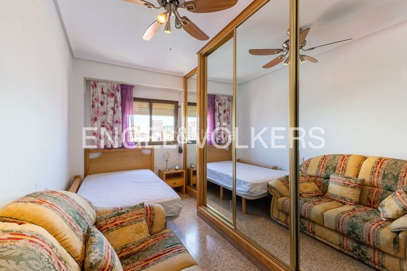 Piso apartamento ideal ubicado en una séptima planta, en pleno corazón del emblemático barrio marinero del cabañal. en Valencia - Imagen 14