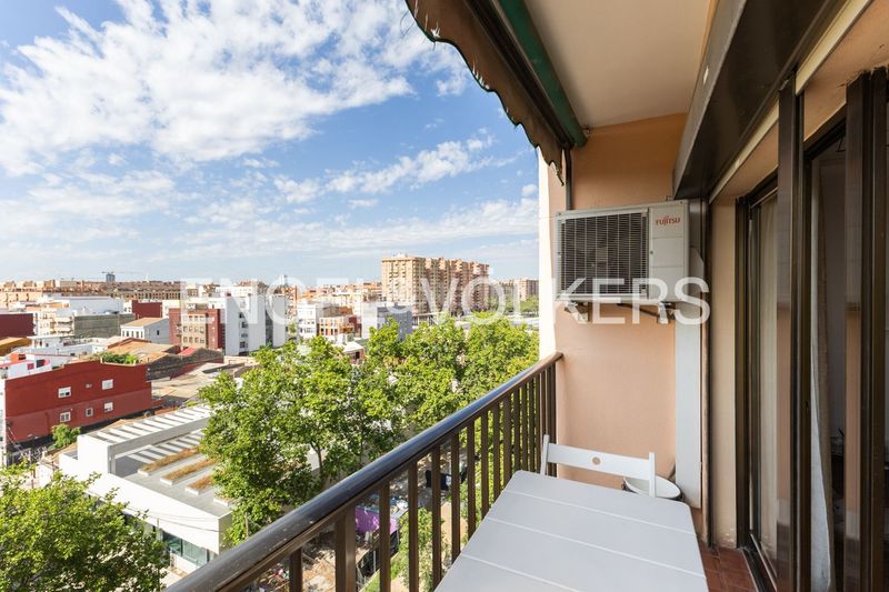 Piso apartamento ideal ubicado en una séptima planta, en pleno corazón del emblemático barrio marinero del cabañal. en Valencia - Imagen 32