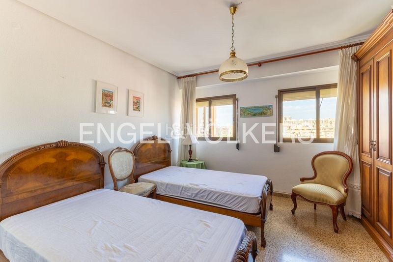 Piso apartamento ideal ubicado en una séptima planta, en pleno corazón del emblemático barrio marinero del cabañal. en Valencia - Imagen 16