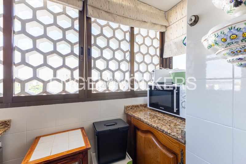 Piso apartamento ideal ubicado en una séptima planta, en pleno corazón del emblemático barrio marinero del cabañal. en Valencia - Imagen 21