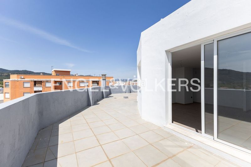 Foto cb796fe3-7c9d-4b04-967a-01ba474487c4. Àtic amb calefacció aparcament a Betxí