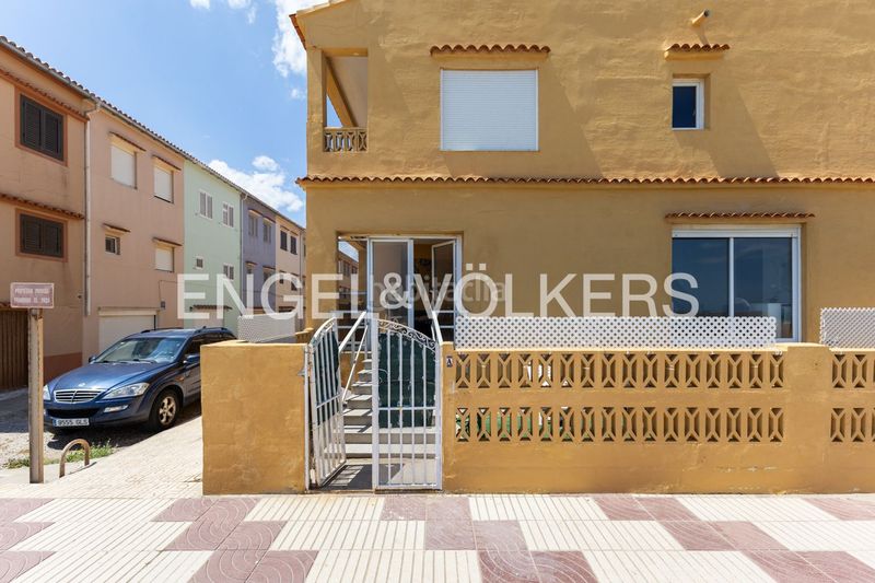 Foto 1a7fe1fa-428a-44a4-8bdd-b1d6f9ca0af1. Casa amb calefacció aparcament a Mareny de Barraquetes Sueca