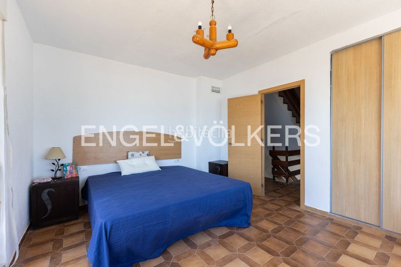 Foto 32321be2-8864-4361-ae74-ff1c960bf2a1. Casa amb calefacció aparcament a Mareny de Barraquetes Sueca