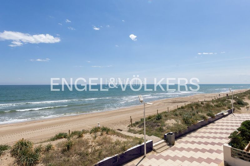 Foto 772c2d19-debc-433d-887f-594210796cf5. Casa amb calefacció aparcament a Mareny de Barraquetes Sueca