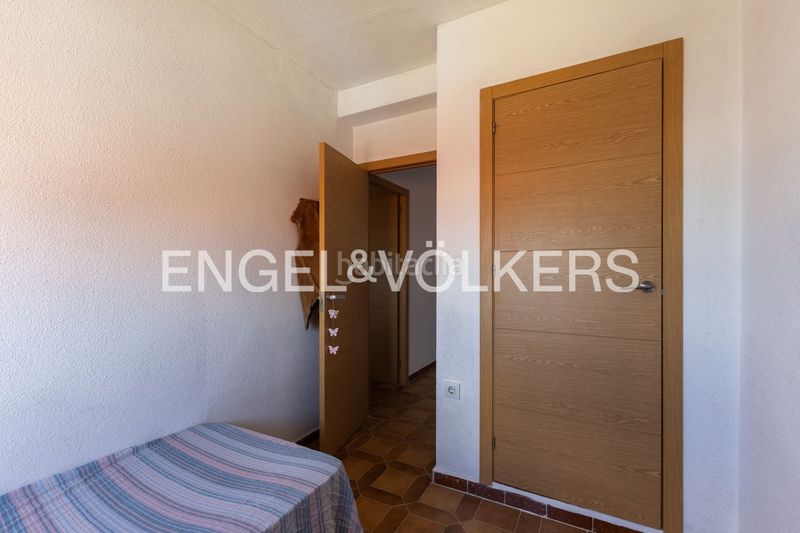 Foto d247ae2f-85b3-4c78-a301-1d51d7f4c6f7. Casa amb calefacció aparcament a Mareny de Barraquetes Sueca