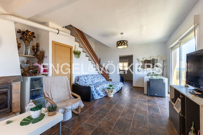 Foto e3d4a7e2-fd86-4748-adfa-3736c73dd893. Casa amb calefacció aparcament a Mareny de Barraquetes Sueca