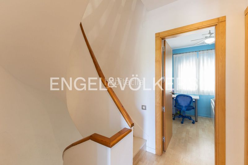 Foto d38c0742-50eb-41a1-9514-746aa7a661f1. Casa amb calefacció aparcament a Port Saplaya Alboraya