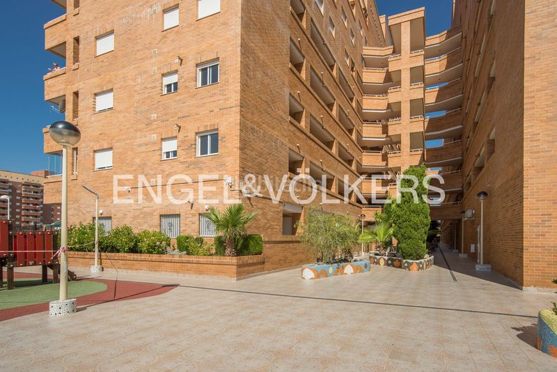 Foto 0cb4294e-795a-42e4-bced-afb44e32963f. Pis amb calefacció aparcament piscina a Playa Coral - Torremar Oropesa del Mar