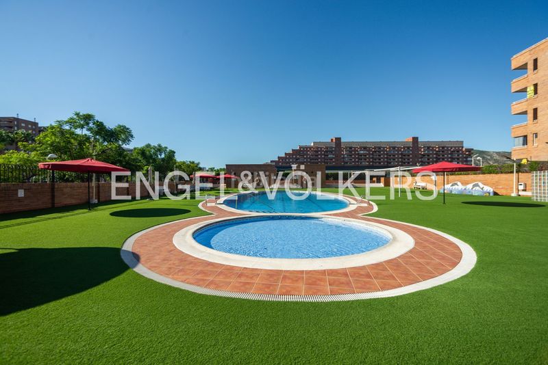 Foto 53c54846-c7c2-4a8d-a986-a08de33dd500. Pis amb calefacció aparcament piscina a Playa Coral - Torremar Oropesa del Mar