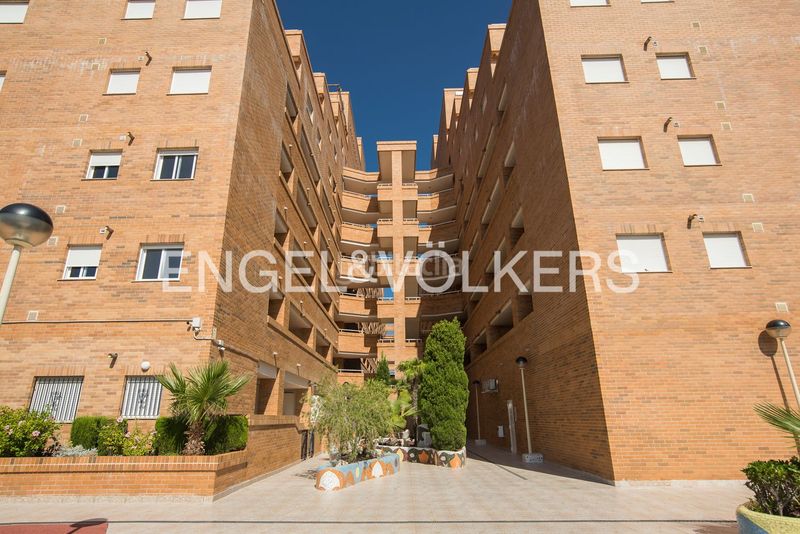 Foto d8db600a-cdd9-4476-a7e0-6eeff18a58f3. Pis amb calefacció aparcament piscina a Playa Coral - Torremar Oropesa del Mar